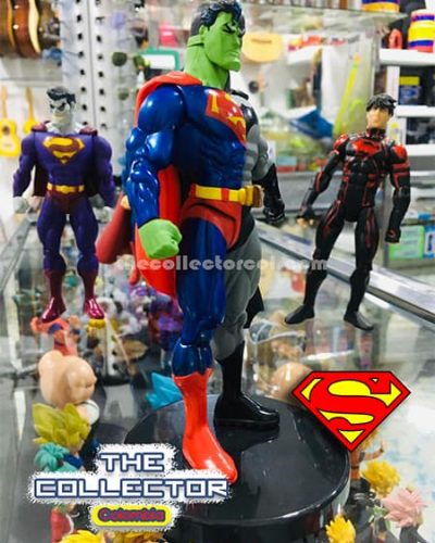 figura de colección de superman